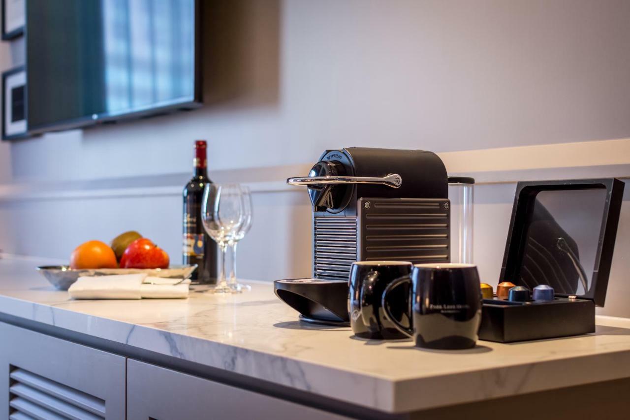 Park Lees Hotel Гаосюн Екстер'єр фото A Nespresso coffee machine